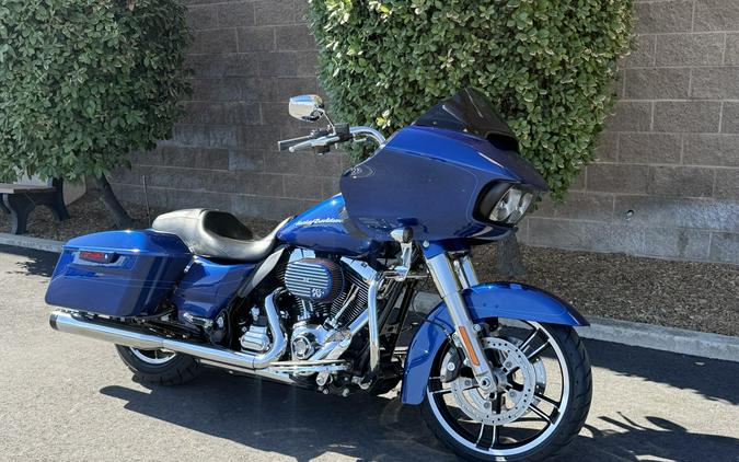 FLTRXS 2015 Road Glide® Special