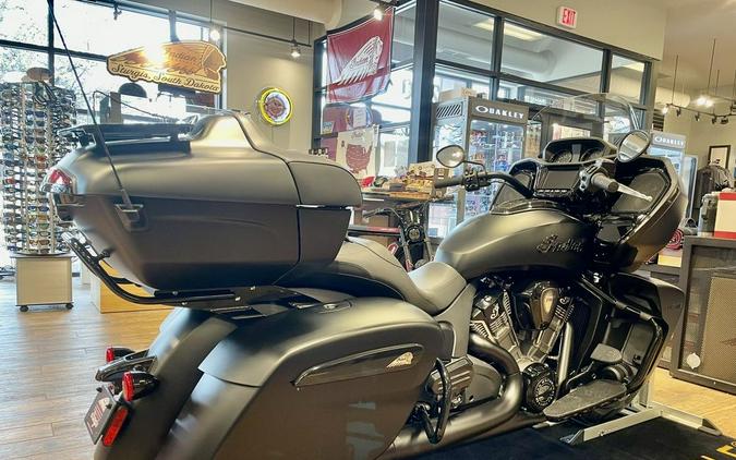 2023 Indian Motorcycle® Pursuit Dark Horse Black Smoke