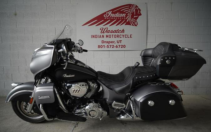 2019 Indian Motorcycle® Roadmaster® Thunder Black