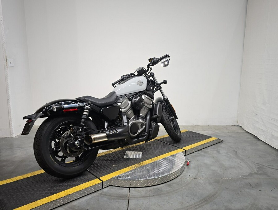 RH975 2024 Nightster™