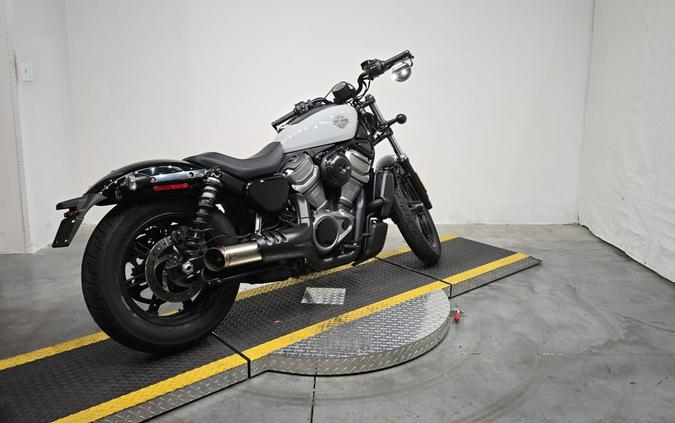 RH975 2024 Nightster™