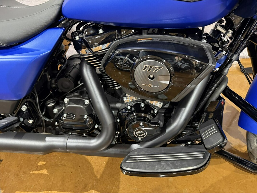 2026 Harley-Davidson® Road Glide® FLTRX 0034593592 Aurora Blue Denim