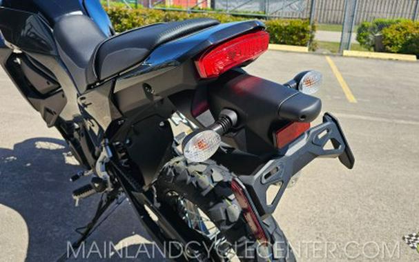2026 Kawasaki KLE®500 ABS