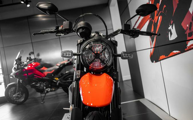 2023 Ducati Scrambler Urban Motard Star White Silk And Ducati