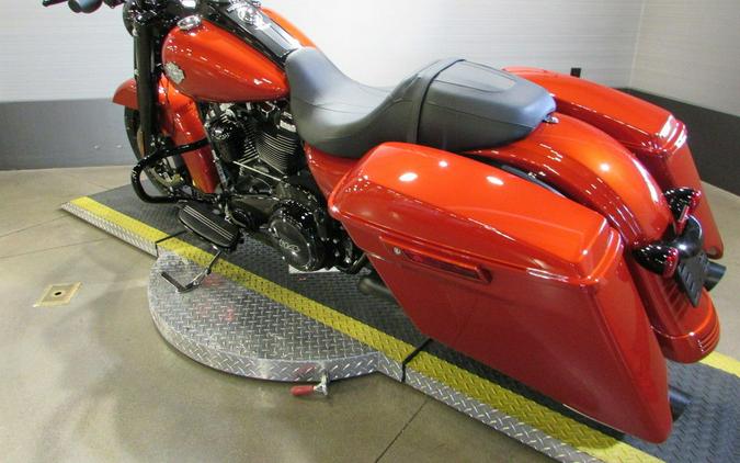 2025 Harley-Davidson® FLHRXS - Road King® Special