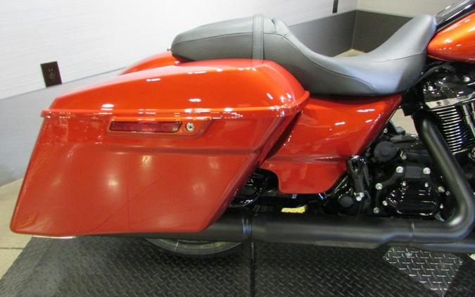 2025 Harley-Davidson® FLHRXS - Road King® Special