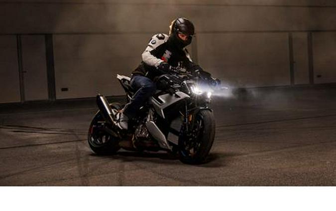 2026 BMW M 1000 R