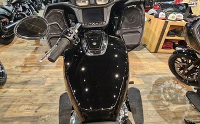 2024 Indian Motorcycle Challenger Black Metallic