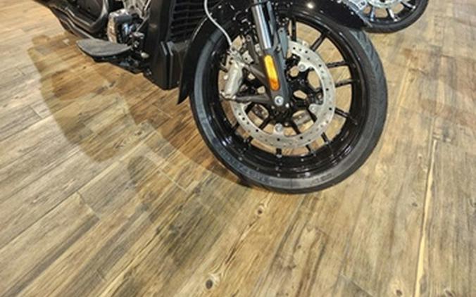 2024 Indian Motorcycle Challenger Black Metallic