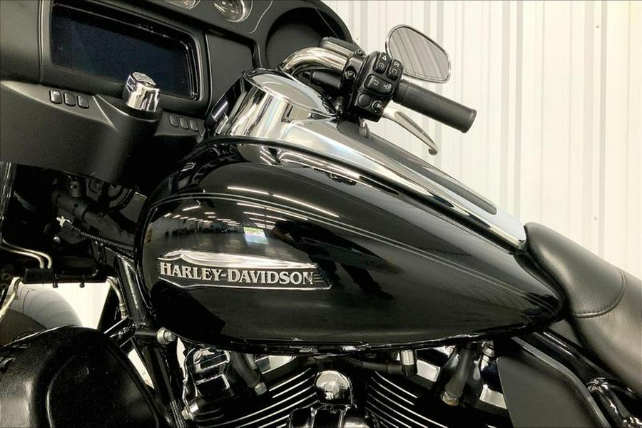 2019 Harley-Davidson® FLHTCU - Electra Glide® Ultra Classic®