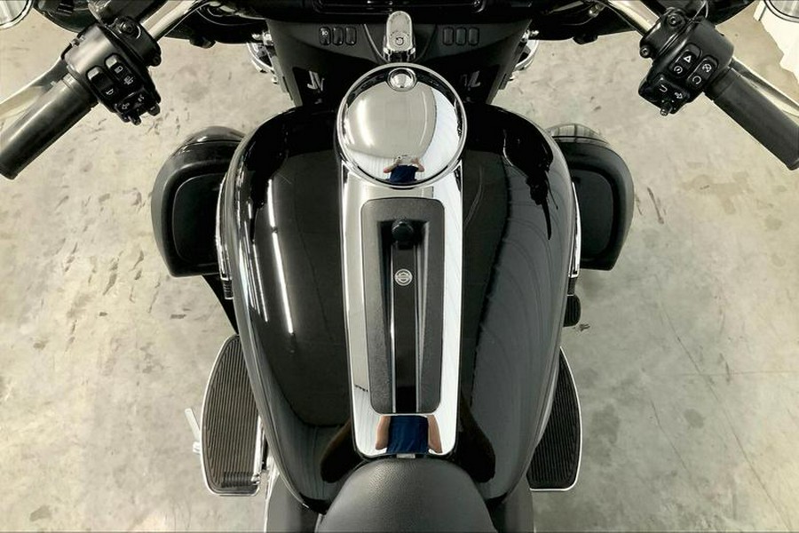 2019 Harley-Davidson® FLHTCU - Electra Glide® Ultra Classic®