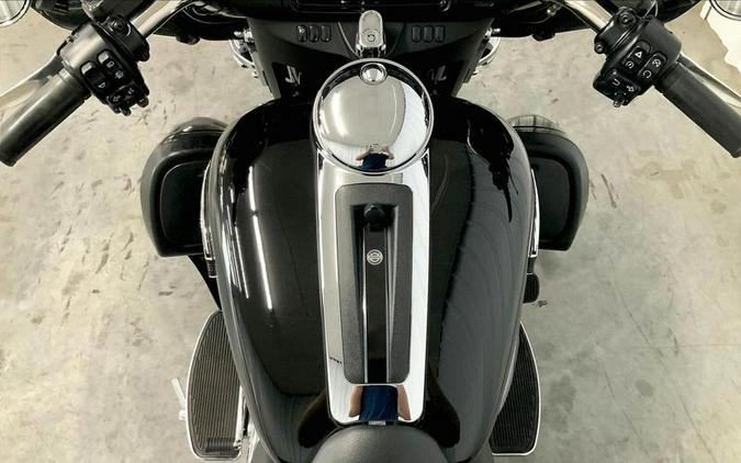 2019 Harley-Davidson® FLHTCU - Electra Glide® Ultra Classic®