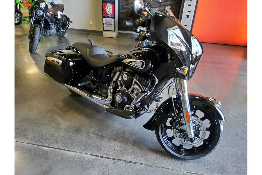 2024 Indian Motorcycle CHIEFTAIN, BLACK METALLIC, 49ST BASE