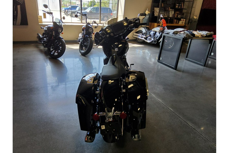 2024 Indian Motorcycle CHIEFTAIN, BLACK METALLIC, 49ST BASE