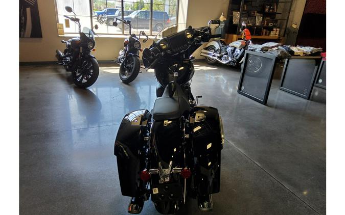 2024 Indian Motorcycle CHIEFTAIN, BLACK METALLIC, 49ST BASE