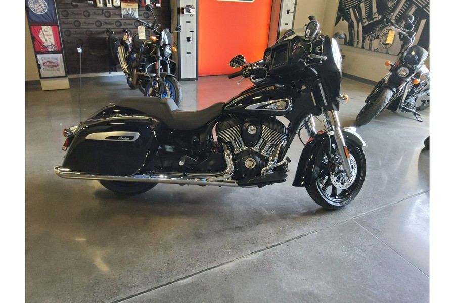 2024 Indian Motorcycle CHIEFTAIN, BLACK METALLIC, 49ST BASE