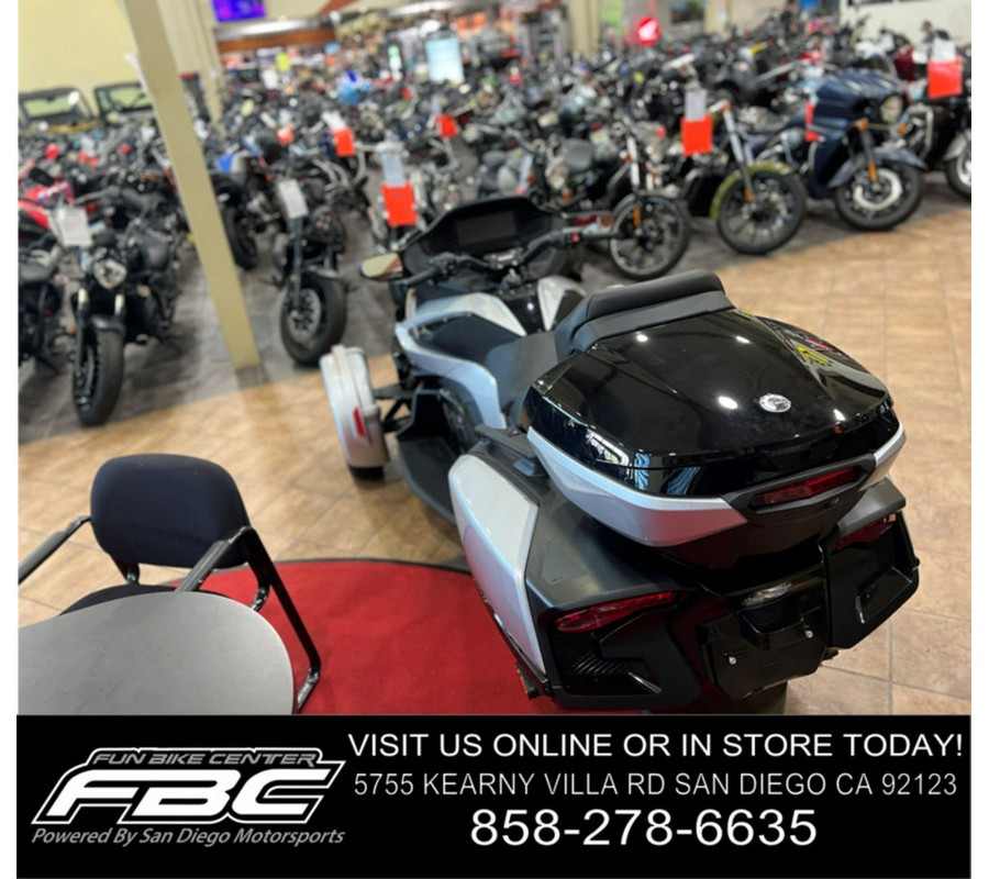 2024 Can-Am™ Spyder RT Limited