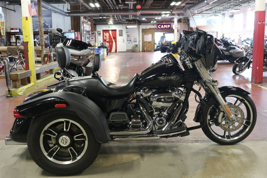 2017 Harley-Davidson Freewheeler