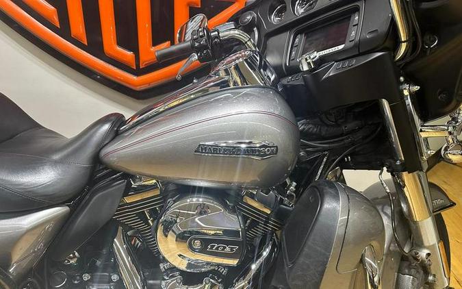 2016 Harley-Davidson® FLHTCUL - Electra Glide® Ultra Classic® Low