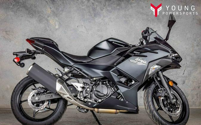 2026 Kawasaki Ninja 500 ABS Metallic Flat Spark Black