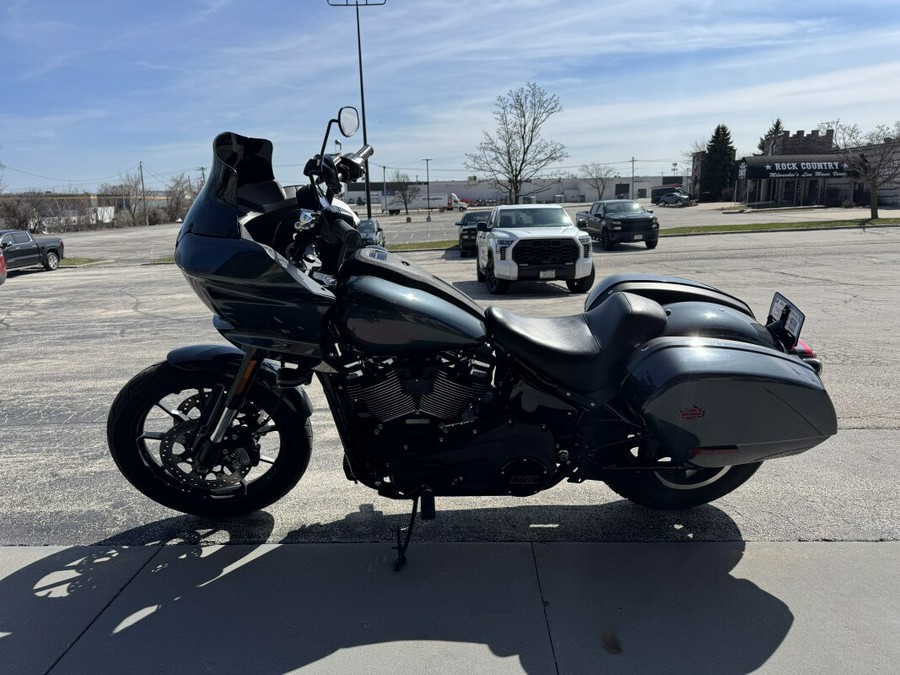2025 Harley-Davidson Low Rider ST Iron Horse Metallic - Black Finish