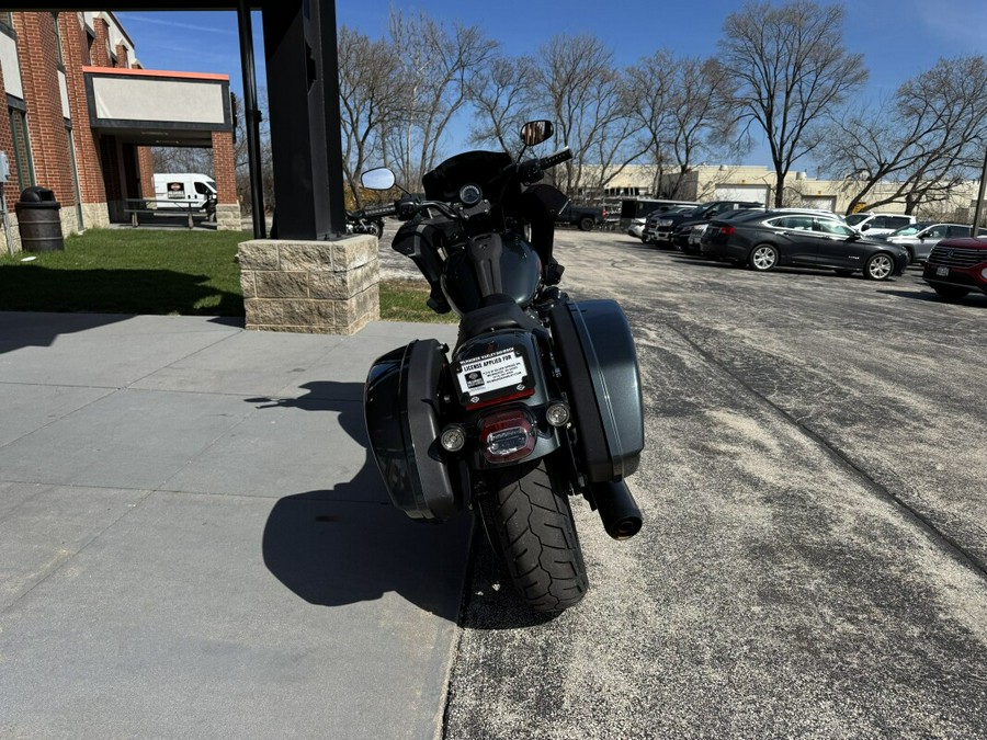 2025 Harley-Davidson Low Rider ST Iron Horse Metallic - Black Finish
