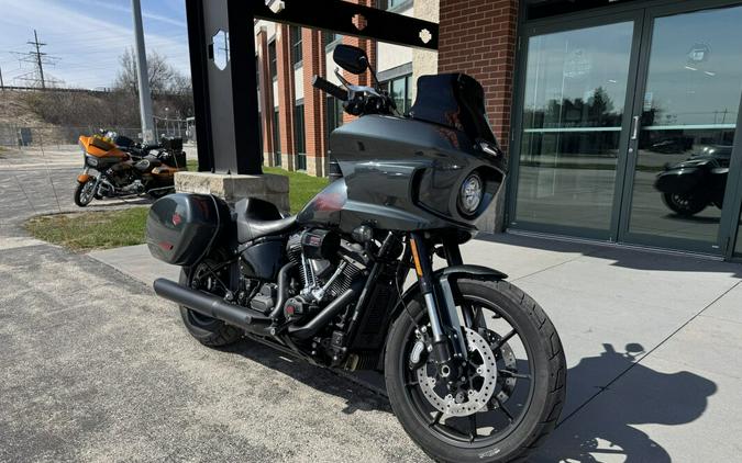 2025 Harley-Davidson Low Rider ST Iron Horse Metallic - Black Finish