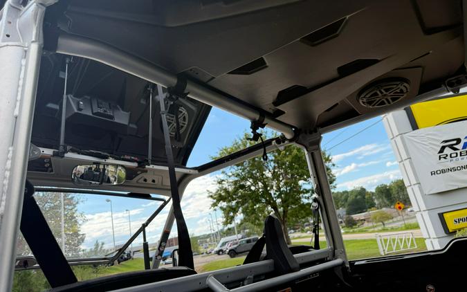 2024 Can-Am Defender MAX X MR With Half-Doors