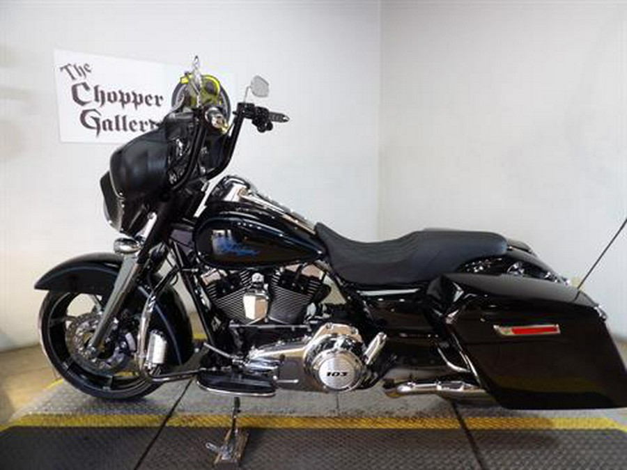 2012 Harley-Davidson Street Glide®
