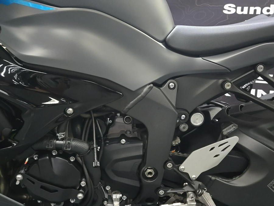 2025 Kawasaki Ninja ZX-6R ABS