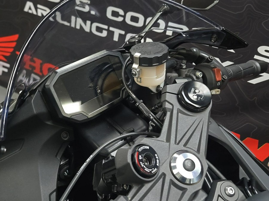 2025 Kawasaki Ninja ZX-6R ABS