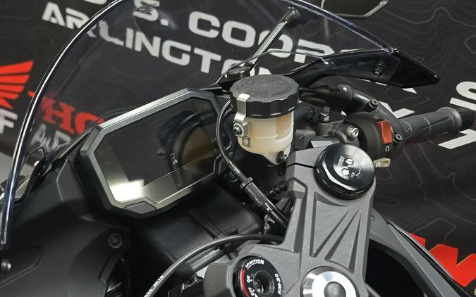 2025 Kawasaki Ninja ZX-6R ABS