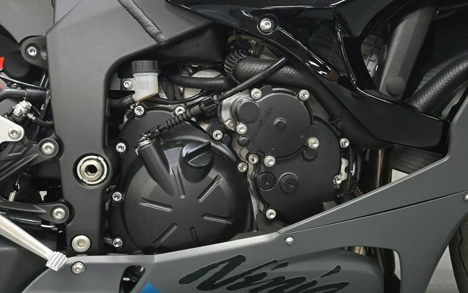 2025 Kawasaki Ninja ZX-6R ABS