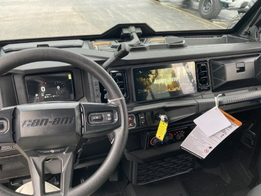 2027 Can-Am Defender XU MAX LONE STAR CAB HD11