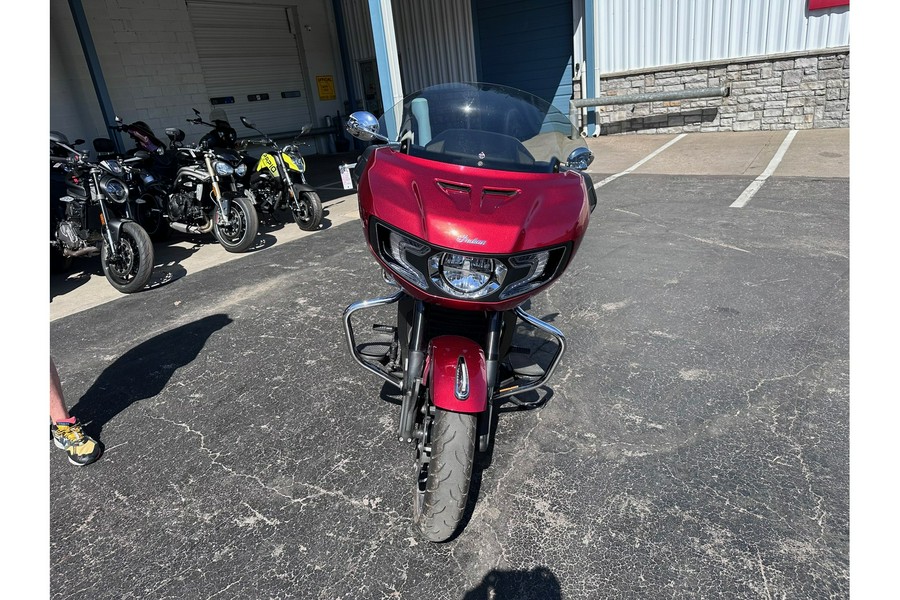 2020 Indian Motorcycle CHALLENGER LIMITED, RUBY METALLIC, 49ST Limited