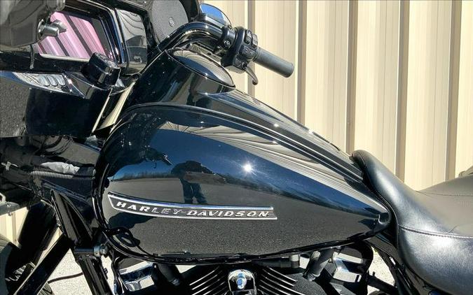 2019 Harley-Davidson® FLHXS - Street Glide® Special