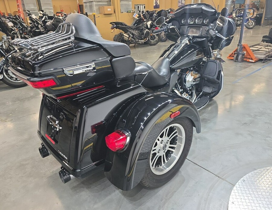 flhtcutg 2016 Tri Glide® Ultra