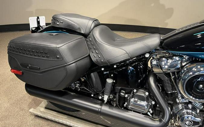 2026 Harley-Davidson® FLHC - Heritage Classic