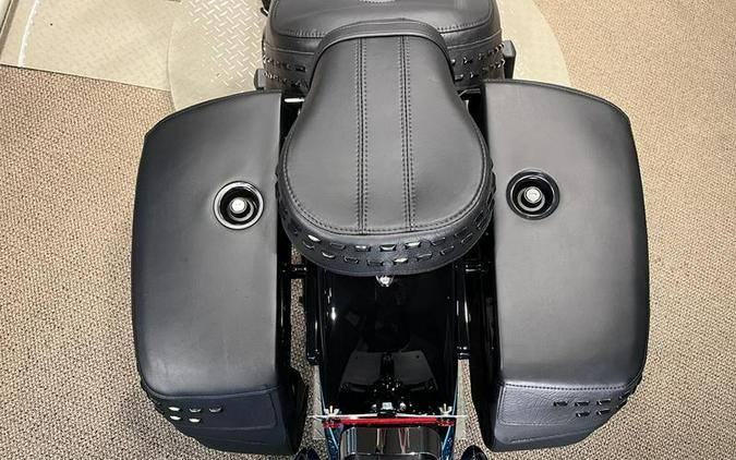 2026 Harley-Davidson® FLHC - Heritage Classic