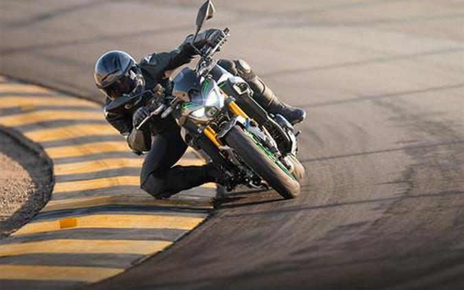 2025 Kawasaki Z900 SE ABS