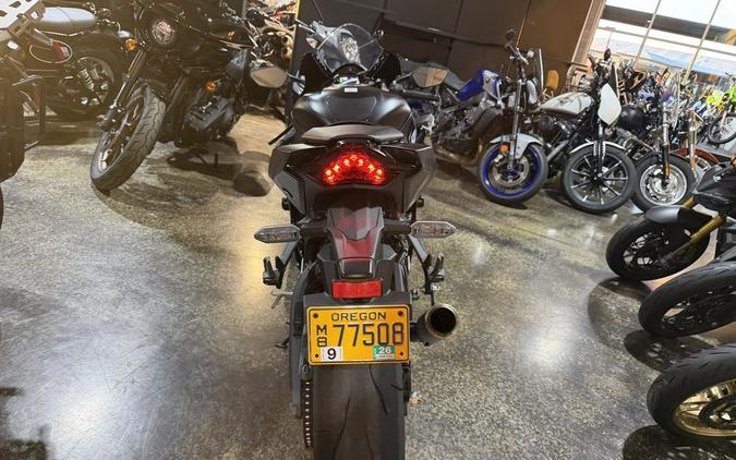 2025 Kawasaki Ninja® ZX™-10R ABS