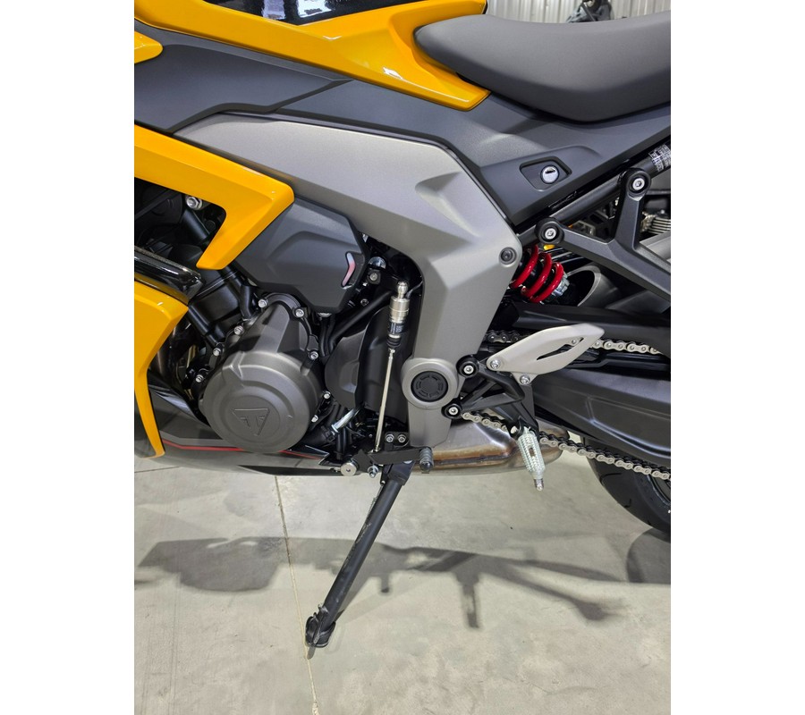 2026 Triumph Daytona 660