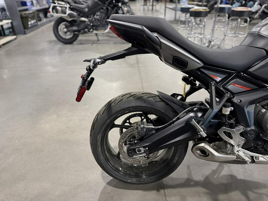 2026 Triumph Tiger Sport 660 Silver ice / Intense orange