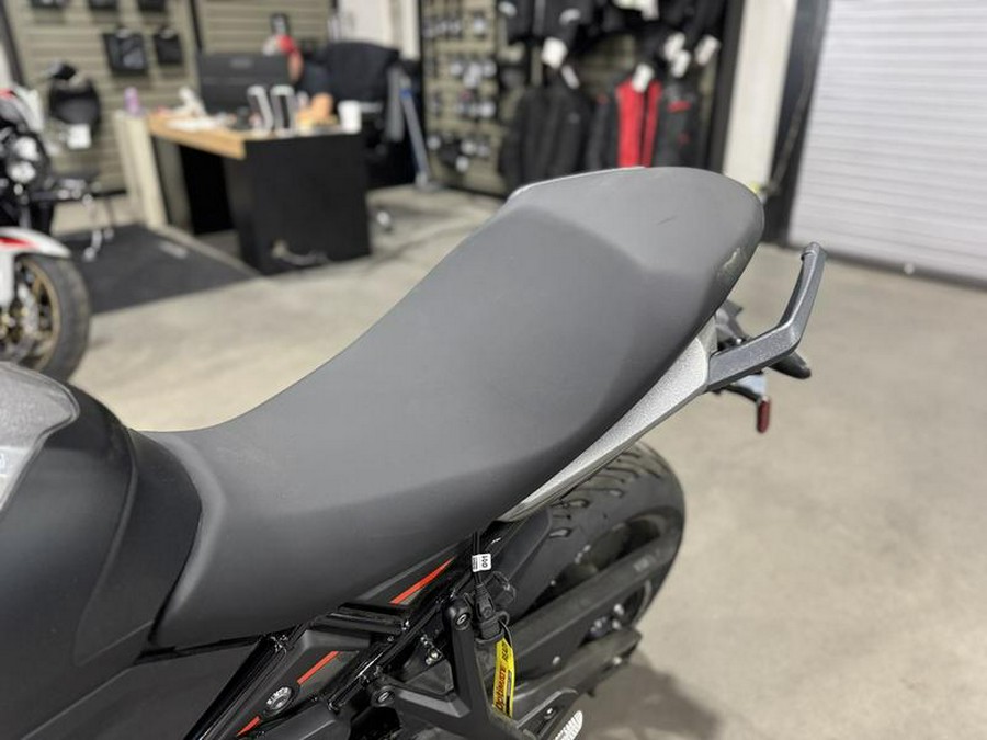 2026 Triumph Tiger Sport 660 Silver ice / Intense orange
