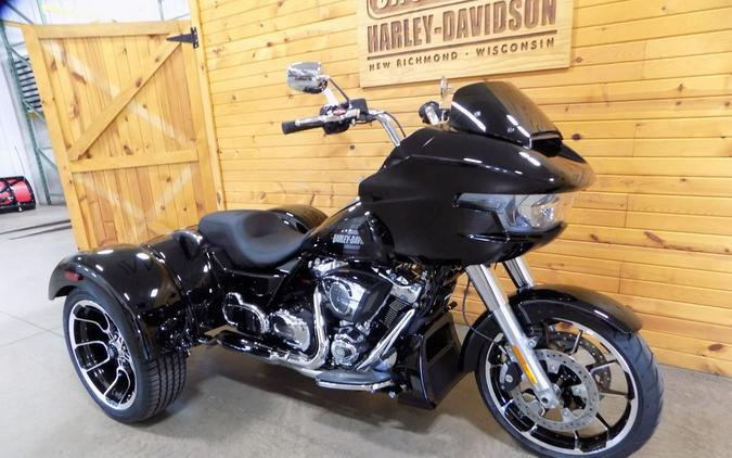 2026 Harley-Davidson® FLTRT - Road Glide® 3