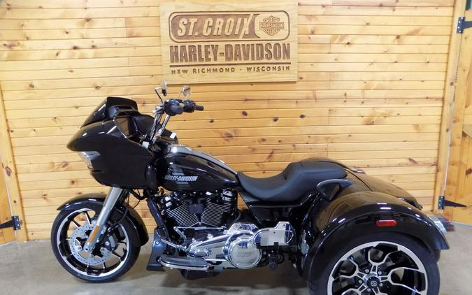 2026 Harley-Davidson® FLTRT - Road Glide® 3