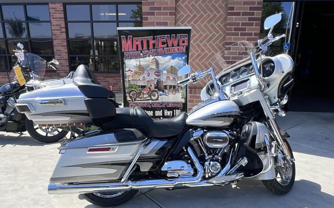 2017 Harley-Davidson CVO Limited Stardust Silver/Palladium Silver