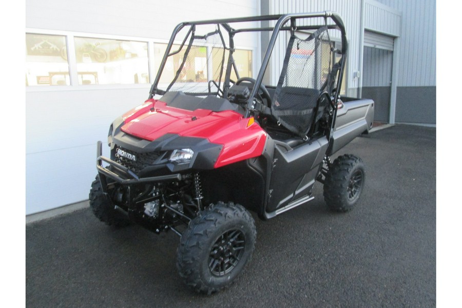 2026 Honda Pioneer 700 Deluxe