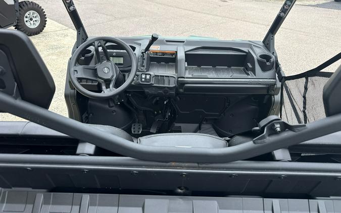 2026 Can-Am Defender HD7