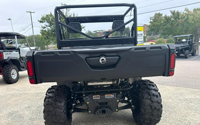 2026 Can-Am Defender HD7